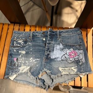 American Eagle Vintage Hi-rise Festival Painted Shorts
